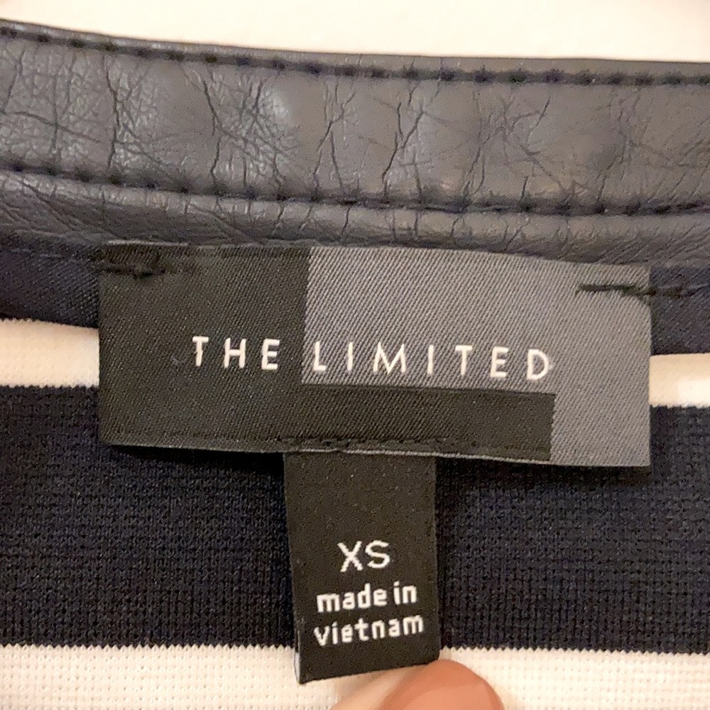 Light jacket - Picture 3 of 6